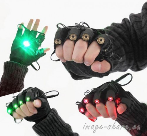 http://www.achatlaser.com/gants-laser-vert.html     Ce gants laser avec lasers est fournie avec 4 pointeur laser vert