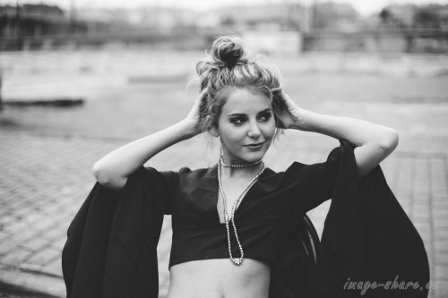 photo 1458681407517 f6a21aad9ec9