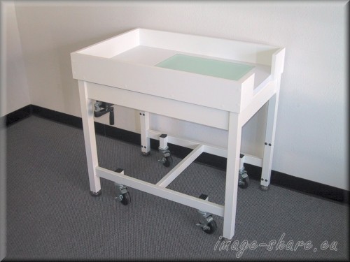 bench-a109p-LT-Light-Table-Casters-Curbs.jpg